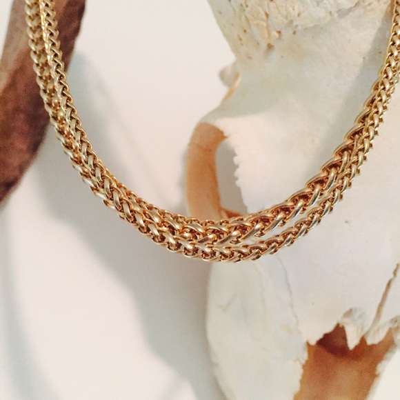 Free with purchase! Three Layer Gold Chain Necklace - Picture 3 of 5